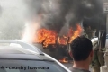 بالصور...إصابة مستوطن بعد حرق سيارته بالقرب من حوارة