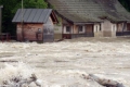 مقتل 39 شخصا وفقدان 13 آخرين فى فيضانات وانهيارات أرضية بالصين