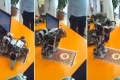بالفيديو.. روبوت &quot;يؤدي&quot; الصلاة