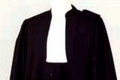 هل تعرف لماذا يلبس المحامون لباسا أسودا ؟