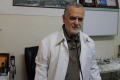 طبيب فلسطيني لم يأخذ &quot;كشفية المرضى&quot; منذ 33 عامًا