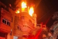 فاجعة كبرى.. 20 وفاة وإصابات جراء حريق هائل في بناية سكنية في شمال القطاع