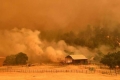 حرائق الغابات تتمدد بسرعة في كاليفورنيا