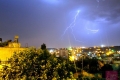 بالصور: عواصف البرق والرعد قلبت ليل فلسطين إلى نهار يوم أمس