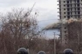 أصبح مبنى مائلاً بالفيديو: فشل هدم مبنى بالديناميت في روسيا