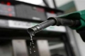 الإمارات تلغي دعم الوقود مطلع الشهر المقبل