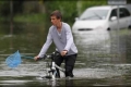 فيضانات عارمة تجتاح مناطق بريطانية