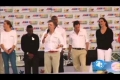 بالفيديو... الرئيس الكولومبي يتبول على نفسه أمام الجماهير