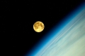 صور.. ظاهرة القمر العملاق حول العالم