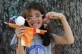 فنزويلا تصنع ألف لعبة لإهدائها لألف طفل فلسطينى