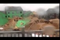بالفيديو... انهيار مبنى تحت الانشاء في عشر ثوانٍ بسبب عاصفة قوية