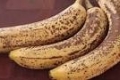 ماذا يحدث لجسمك عند تناولك الموز المائل إلى الأسود؟