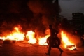 الأردن تشهد أعنف الاحتجاجات واشتباكات مسلحة وإحراق مؤسسات حكومية وبنكية