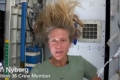 فيديو: كيف يغسل رواد الفضاء شعرهم في المحطة الفضائية الدولية؟!!