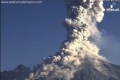 بالفيديو.. مشهد مُهيب لحظة انفجار بركان &quot;النار&quot; في المكسيك