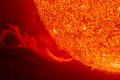 شاهد الانفجارات بالفيديو...البقع الشمسية الناجمة عن الانفجارات الشمسية قد تؤدي إلى إنقطاع الاتصالات والبث الفضائي