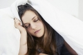 لماذا تحتاج النساء إلى ساعات نوم أطول من الرجال؟
