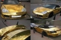 بالصور: ثري يرش سيارته البورش بالكامل بالذهب الخالص