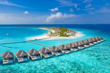 قد تكون أفضل وظيفة في العالم.. منتجع بجزر المالديف عن ...