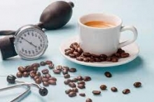كم يرتفع الضغط بعد شرب القهوة؟