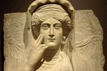 ذكية وجميلة ومحارِبة.. زنوبيا ملكة تدمُر والمرأة التي تحدَّت روما ...