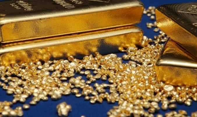 الذهب يتراجع بعد صدور بيانات اقتصادية أمريكية قوية