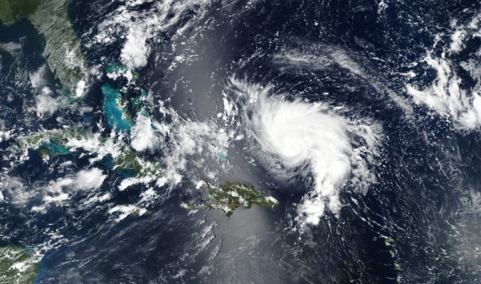 فلوريدا تتأهب.. الإعصار دوريان يشتد ويبلغ الفئة الخامسة