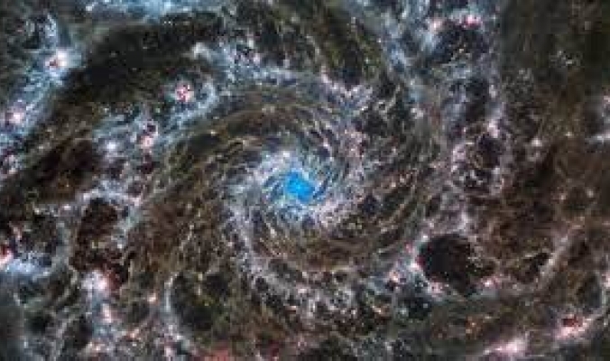 بفضل التلسكوب الخارق.. أول صورة لتفاصيل &quot;المجرة الحلزونية&quot;