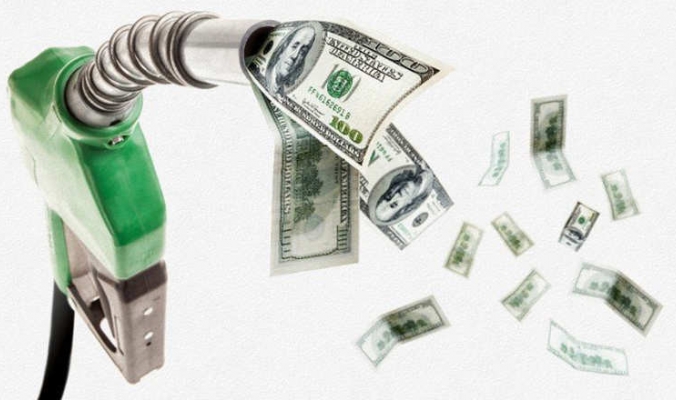 انهيار أسعار النفط يهدد بثورة ضد السعودية في &quot;أوبك&quot;