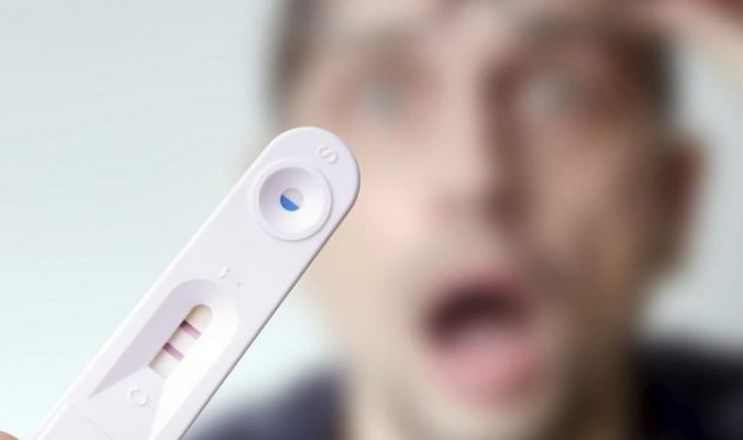 ماذا لو استخدم الرجل اختبار الحمل وكانت النتيجة ايجابية؟ ماذا يعني ذلك؟