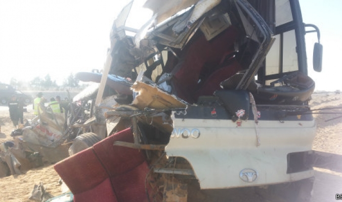 40 قتيلا من جنسيات مختلفة وعشرات المصابين في حادث سير مروع قرب منتجع شرم الشيخ