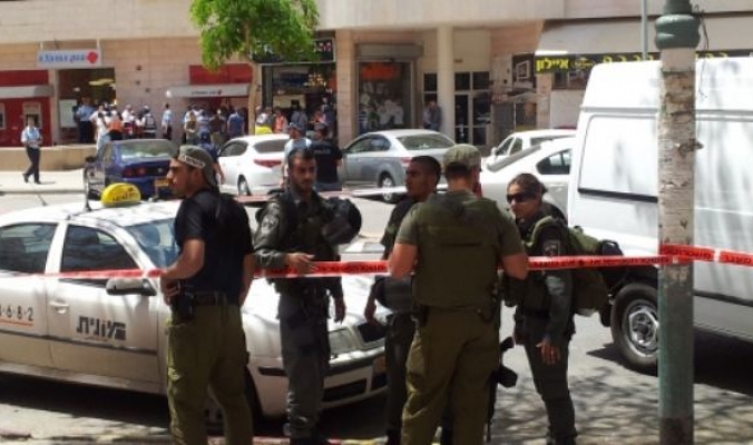 .4 قتلى اسرائيليين بعملية سطو مسلح على أحد البنوك ببئر السبع