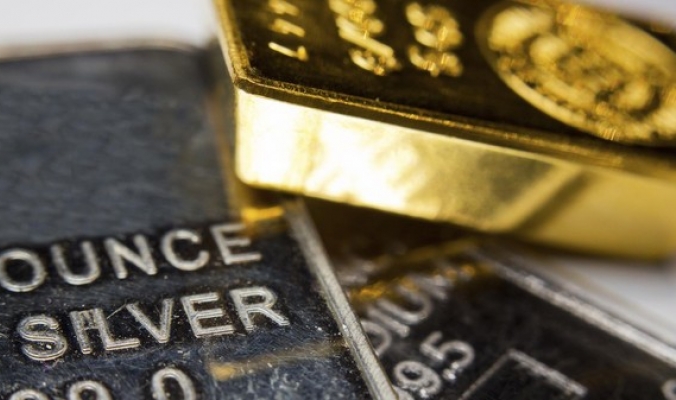 الذهب عند أعلى سعر في 5 أسابيع مع قرب تنصيب ترمب