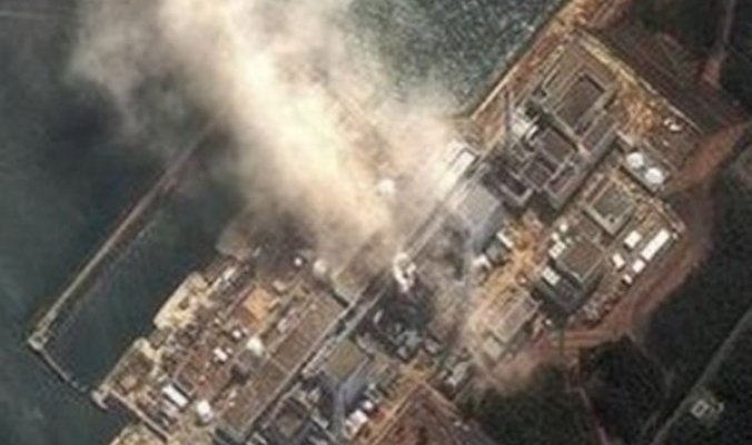 نتيجة الزلازل التي ضربت اليابان...تواصل تسرب مياه ملوثة بالإشعاع من محطة فوكشيما الى المحيط الهادىْ