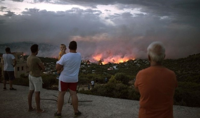 50 قتيلا جراء حرائق غابات متواصلة باليونان