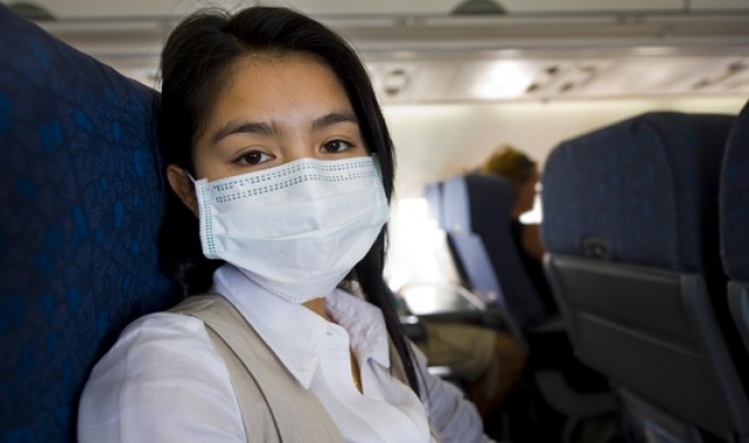 المسافرون المرضى يُعدون فقط من يجلسون بجوارهم بالطائرات