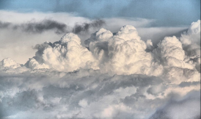 الغيوم الركامية كما ظهرت هذا اليوم في نابلس