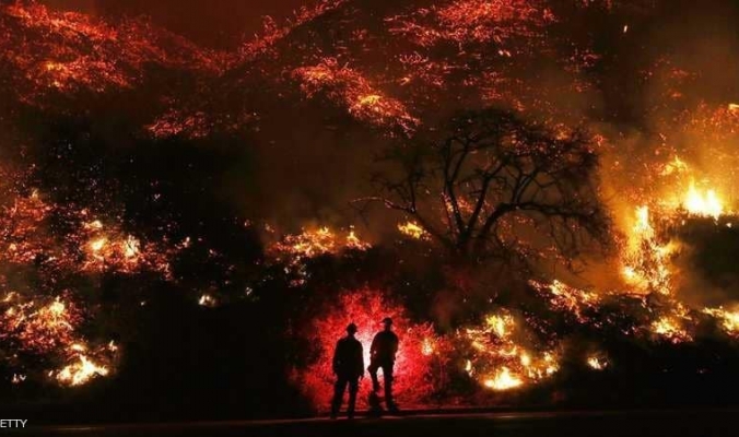 ارتفاع ضحايا حرائق كاليفورنيا.. وبلدة مُسحت عن الخريطة