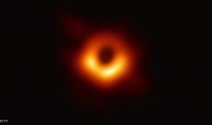 الثقوب السوداء.. علماء الفلك يطلبون &quot;مساعدة الجمهور&quot;