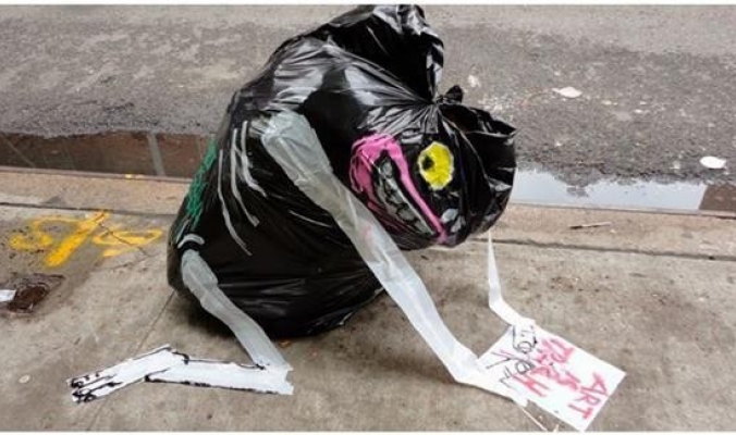 للفنان فرانسيسكو باجارو بالصور: شخصيات مضحكة من &quot;القمامة&quot; تزين الشوارع