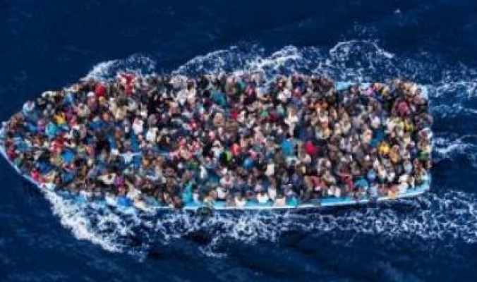 بالأسماء..غرق سفينة قبالة السواحل الإيطالية تقل مهاجرين فلسطينيين بينهم أربعة أشقاء