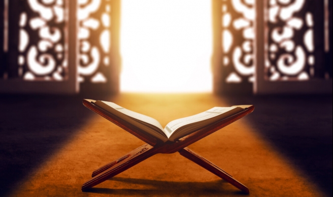 قراءته للقرآن الكريم هي الأكثر شهرة في العالم الإسلامي بعد قراءة حفص.. من هو ورش بن نافع؟