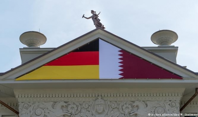 قطر تحجب تمثال سيدة نصف عارية في برلين