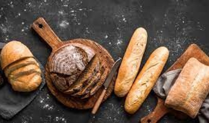 صُنع منذ 14 ألف عام في الأردن، وطوّره المصريون باكتشاف الخميرة والأفران.. تعرَّف على تاريخ الخبز