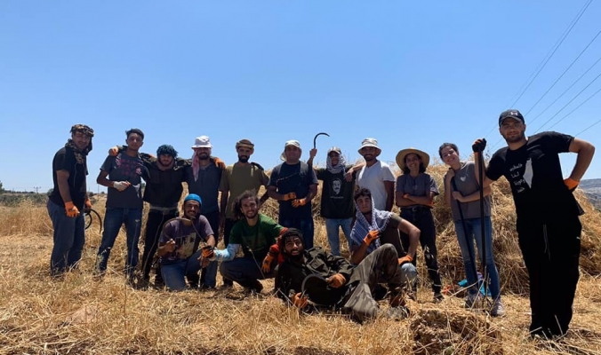 الشباب الفلسطيني والزراعة البيئية وبداية القصة