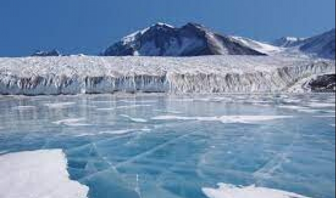 أين يقع أبرد مكان على وجه الأرض؟ وما اسم أعلى شلال في العالم؟ وما هو وزن الغلاف الجوي على كوكب الأرض؟