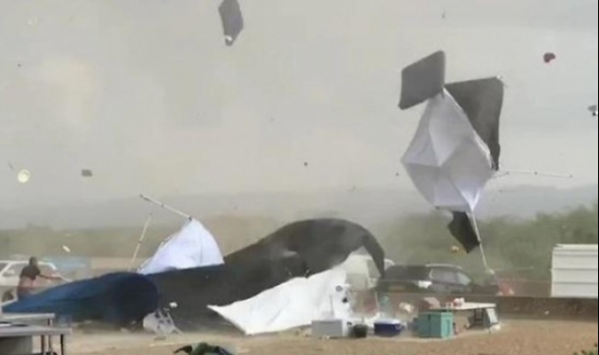 بالفيديو: تورنادو تضرب شاطئ الطنطورة الفلسطيني اليوم