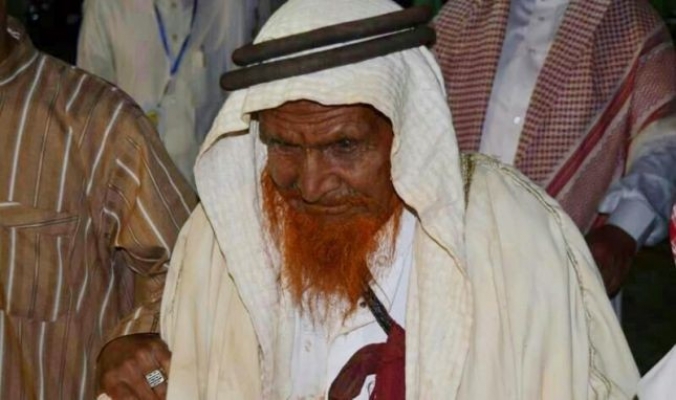 سعودي ينضم لمقاعد الدراسة وعمره 113 عاما!