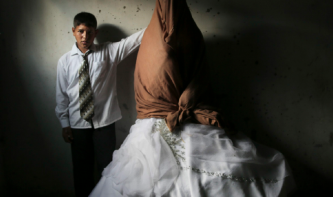 حدث في فلسطين... بالصور.. العريس 15 عاماً والعروس 14 عاماً