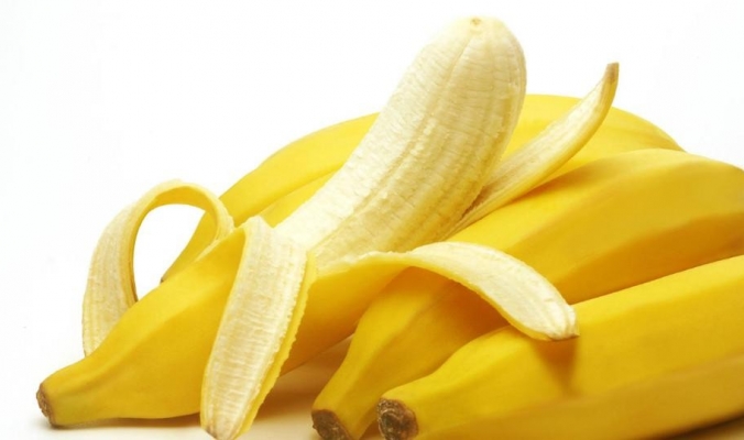 خبراء التغذية يحذرون من تناول الموز في الصباح والمعدة فارغة